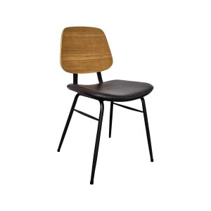 Super-Seat | De Miles Retro-stoel | Deze stoel heeft een houten rugleuning en zwart gestoffeerde zitting met vergelijkbare stiksels. Het staat op zwarte metalen poten. Geschikt voor moderne horecaomgevingen. | Horecameubilair