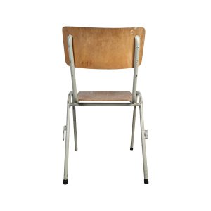 Super-Seat | The Jaxx vintage stackable school chairs linkable | Siège/dossier en bois clair, châssis/pieds en métal argenté, capuchons noirs. | Mobilier de restauration