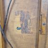 Super-Seat | Vintage industrielle Klappbare Klostertische 78x60cm | Holztafel mit weißem Papier, schwarzer Schablonennummer, Metalldraht und Holzschiene. | Horecameubilair